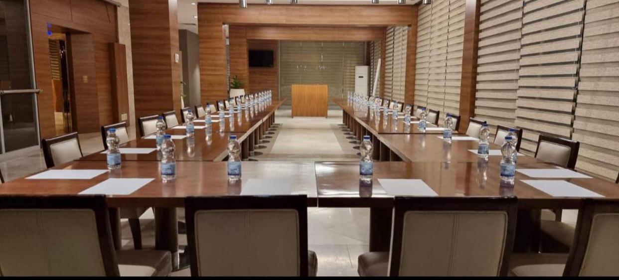 Karbala Rayhaan Hotel & Suites Dış mekan fotoğraf